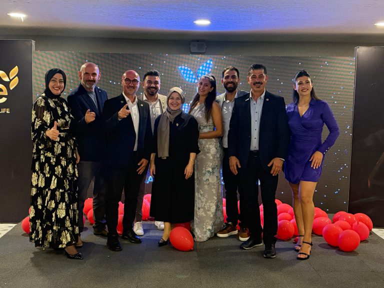 1a5fce01-6c7c-44ca-88da-7ed1a1bb1d3e